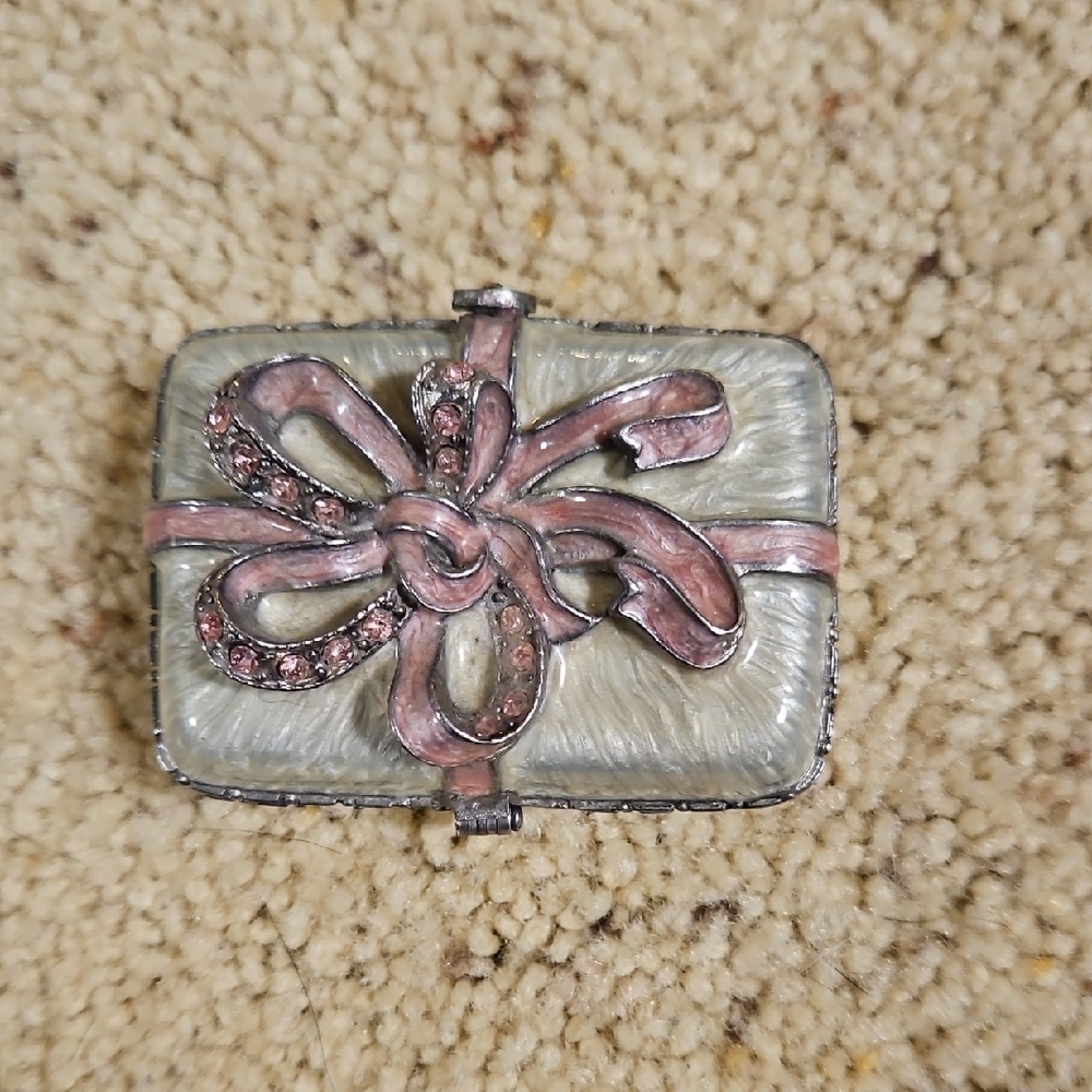 Elegant Pink and Silver Brooch